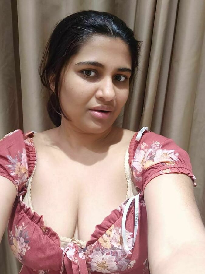 Amateur Indian Hot Girl Nude Selfie