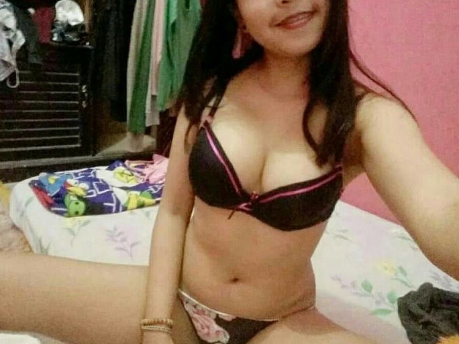 Mira Awek Melayu