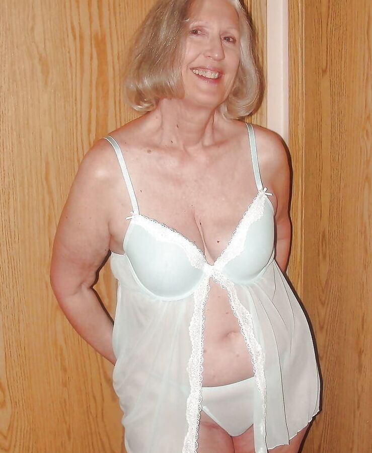 Mature beauty mix