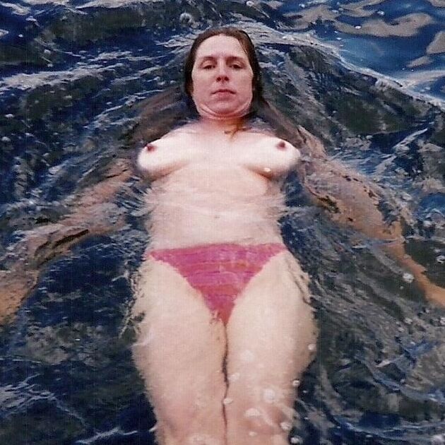 Women Need Exposure - Decades of Mature Wife Exposure