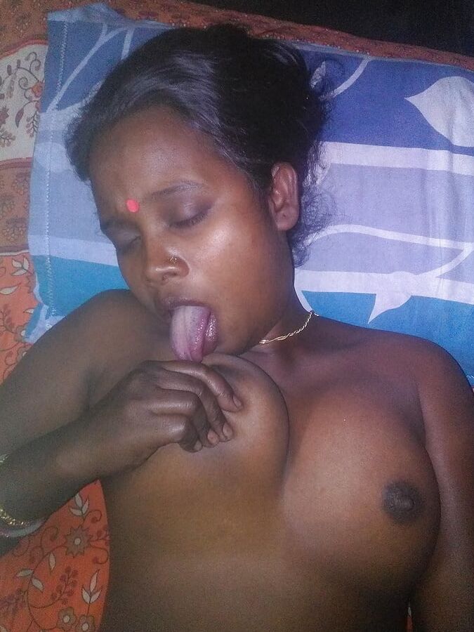Indian desi maid nude