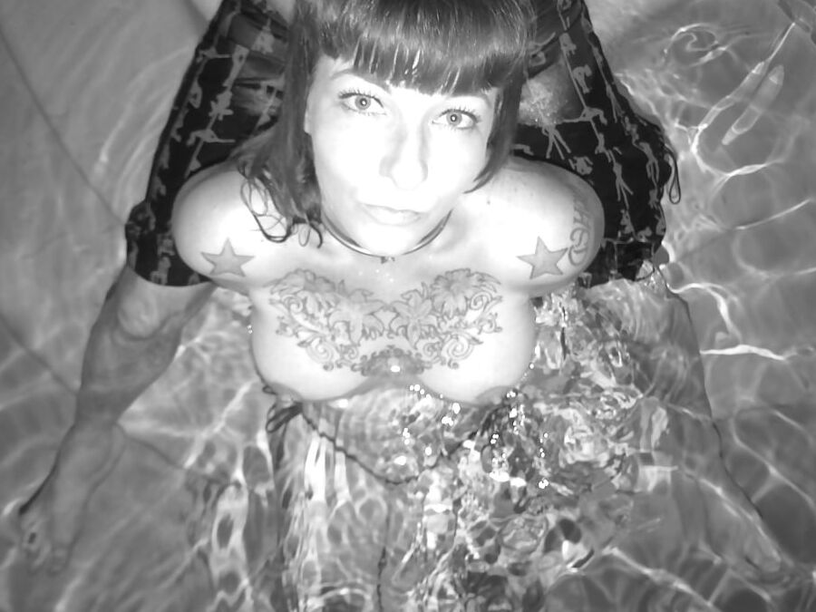 Big Tits Under Water