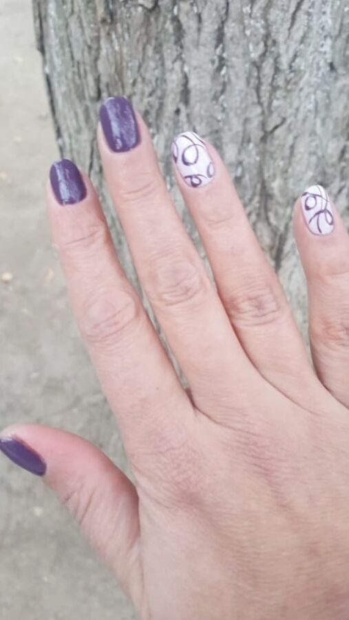 My wife&;s fingers! Manicure, pedicure, hairstyle, pisi)