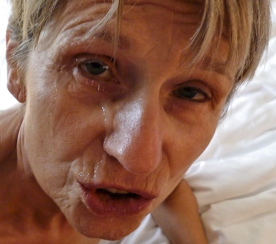 geile Oma lutscht