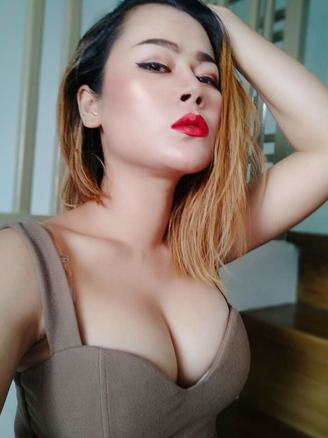 Pelacur tetek besar