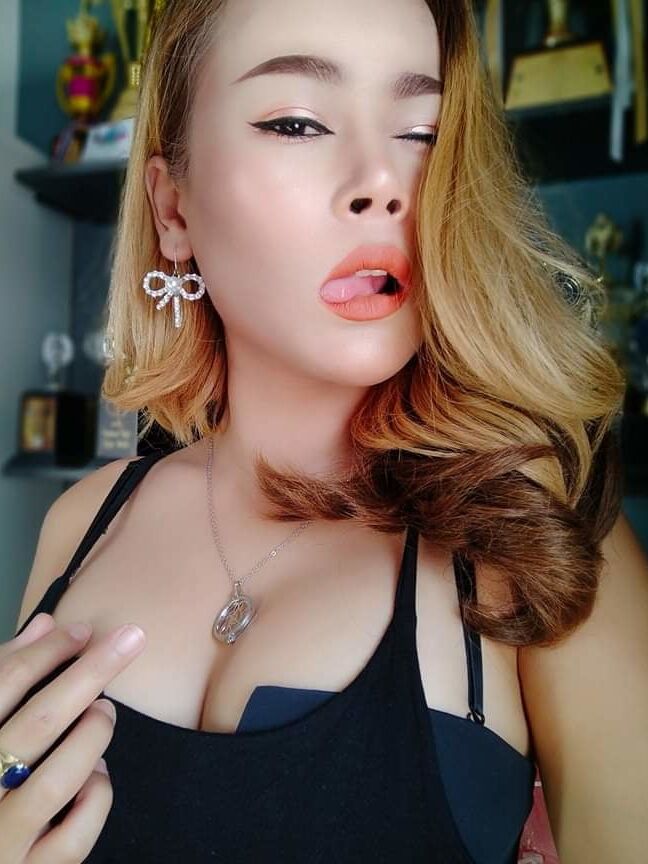 Pelacur tetek besar