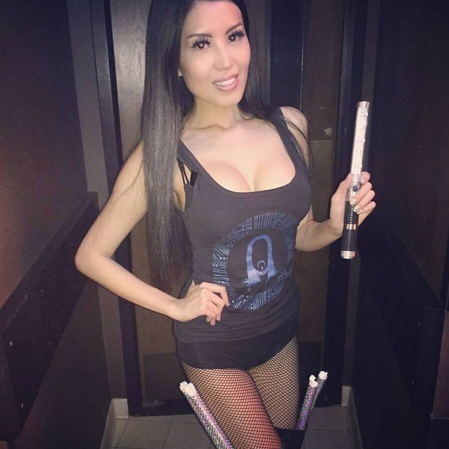 Adelphi University Girl And Angiee