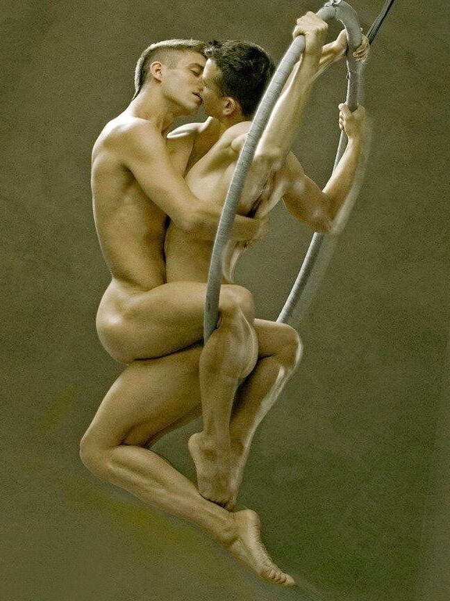 Naked sport by Nackedei
