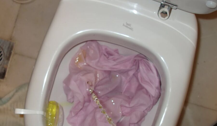 pink blouse piss