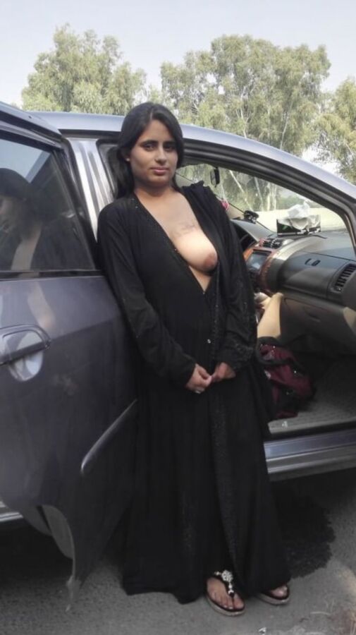 Bhabi Nude In Public Neha bhabhi brought her open breasts ri