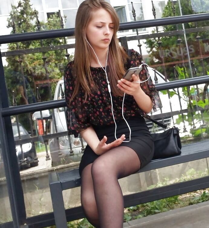 Love when they try to hide their pussies