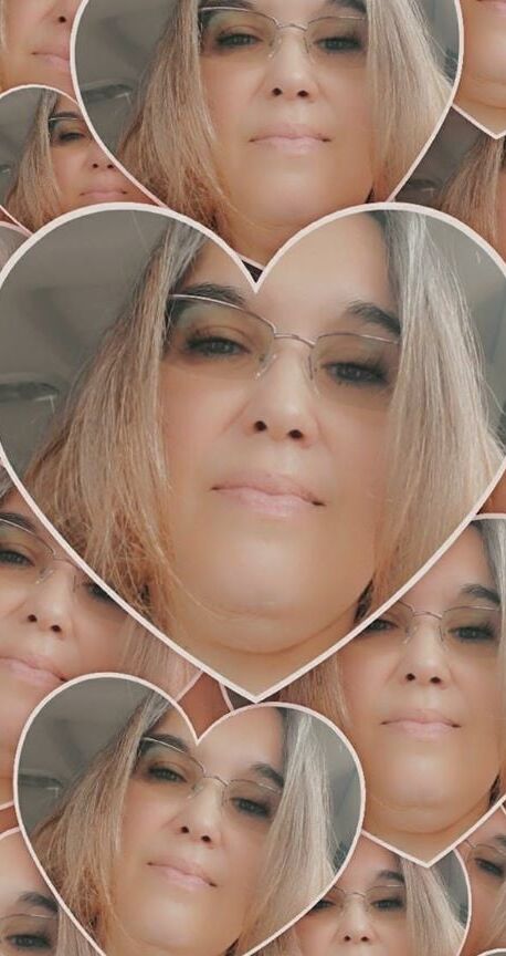 Tammy showing her sexy cellulite PAWG body tease