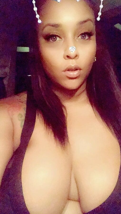 BIG TITTIES INSTAGRAM THOT