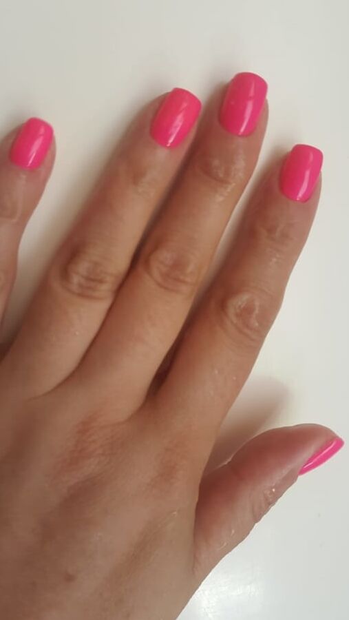 My wife&;s fingers! Manicure, pedicure, hairstyle, pisi)