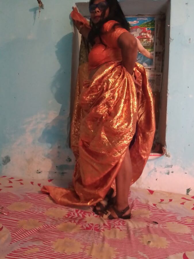 Hot sarees