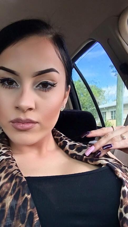 Attractive Virginia Girl And Armenian Mom Of