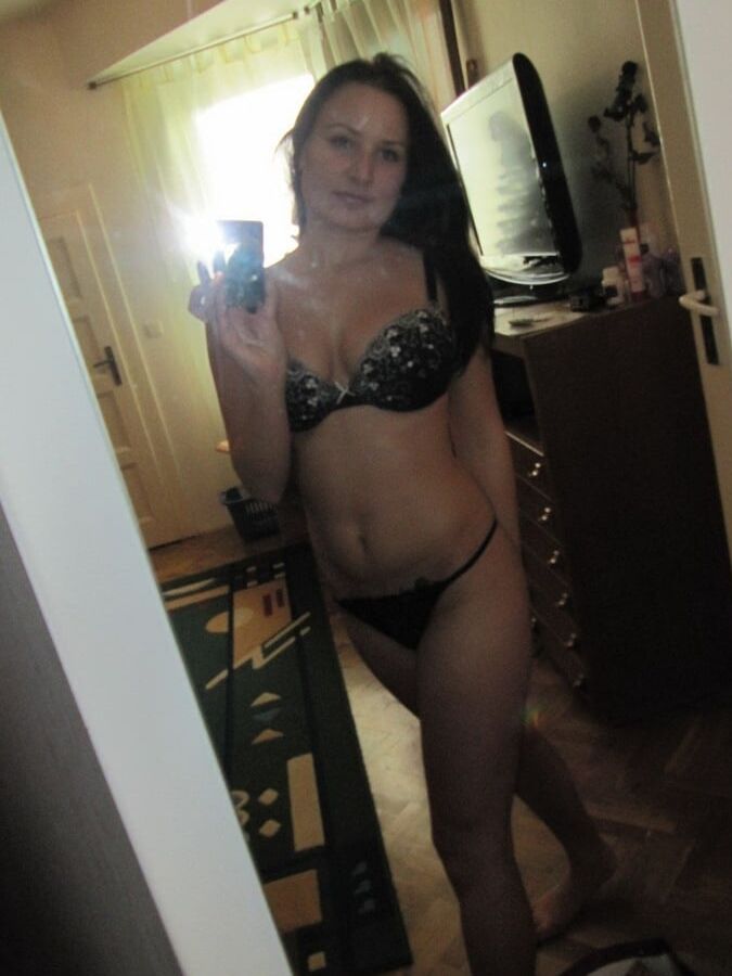 Brunette Selfie Babe