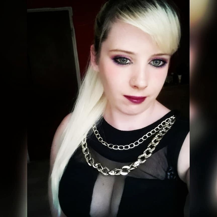 DOMINA