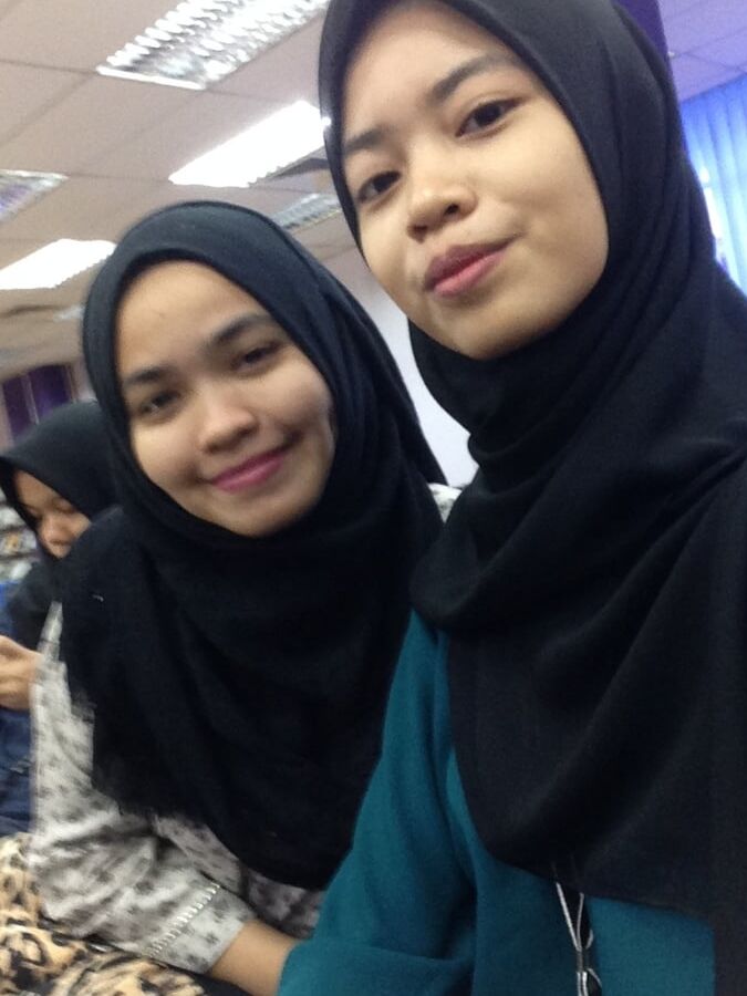 Malay Wan nursyazwani aina Penang Naked