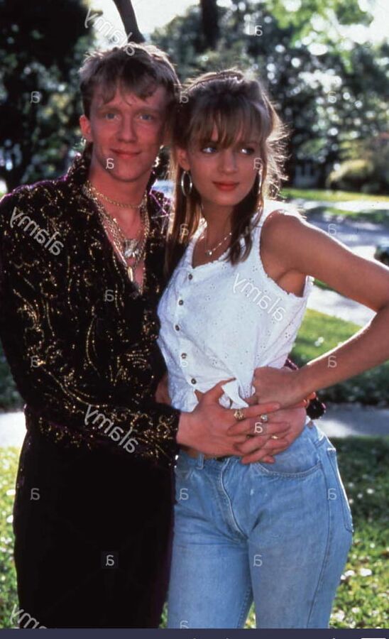 Uma Thurman In Jeans and Wonderbra