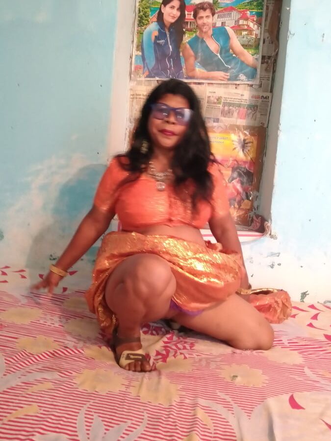 Hot sarees