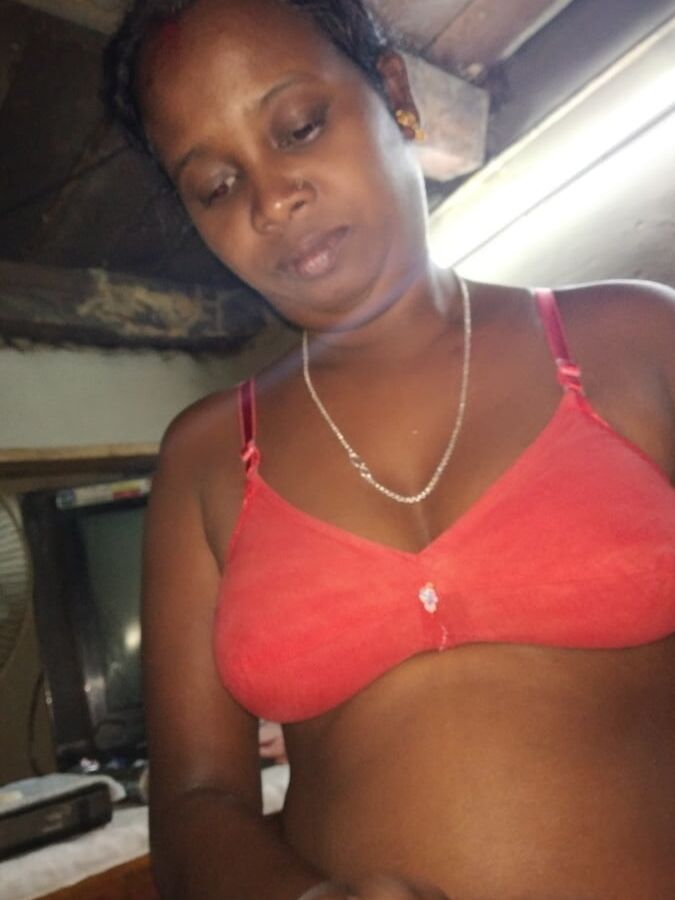 Indian desi maid nude