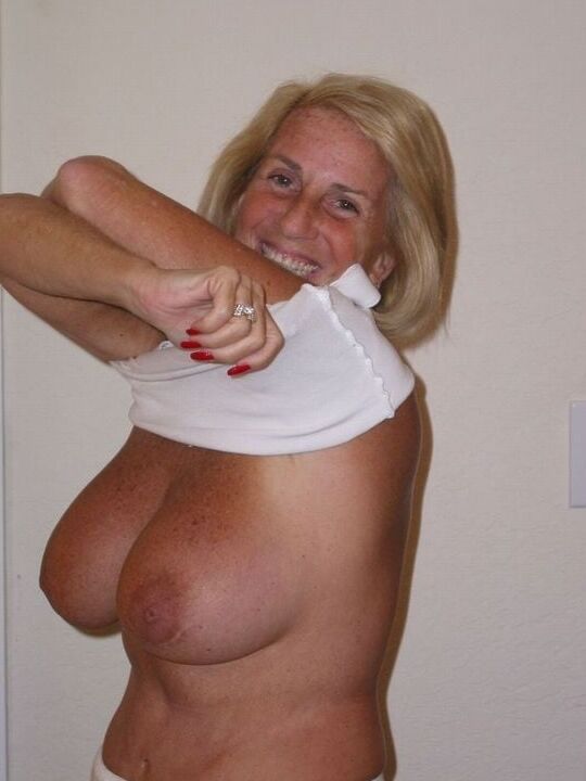 Hot Shared Mature Slut Wife