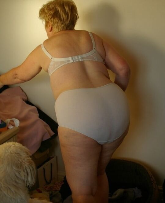 Grannies Pantys