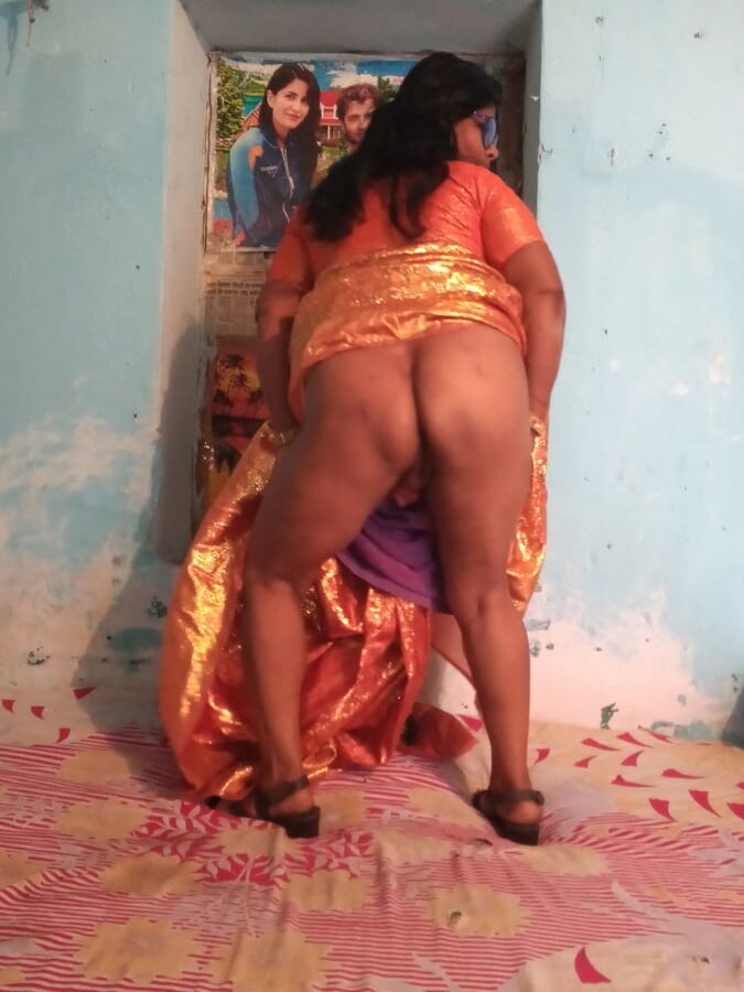 Hot sarees