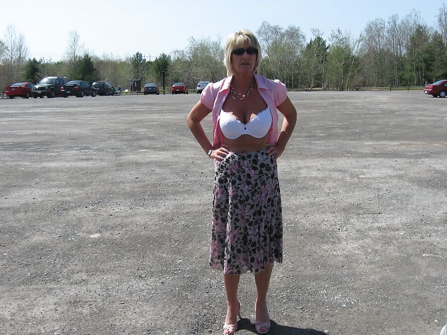 blue skirt piss