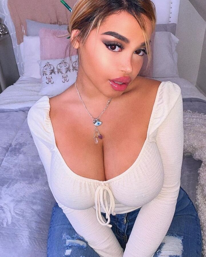 Giselle Lynette - The Perfect Body (Vol.)