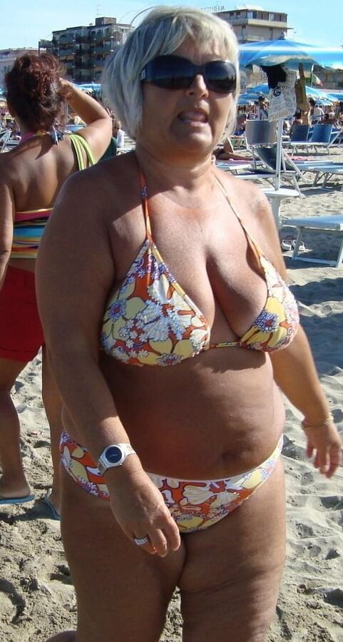 Bbw mix (Bikini)