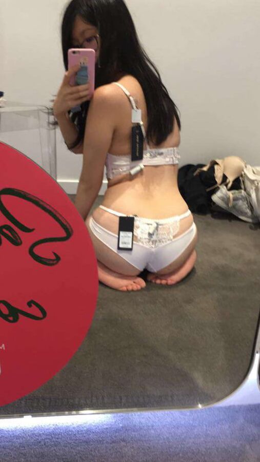 Zhong