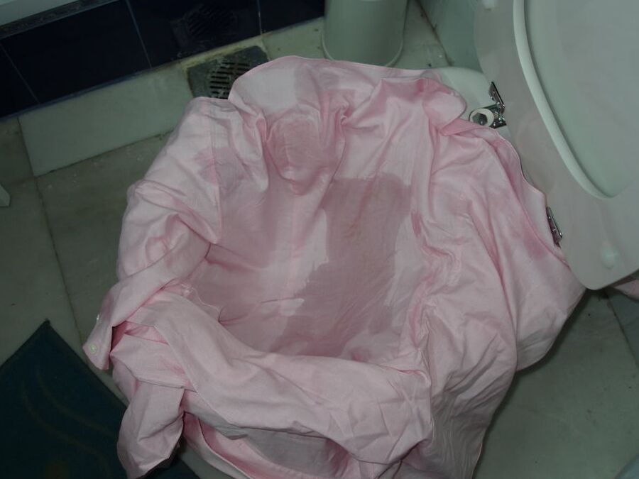pink blouse piss