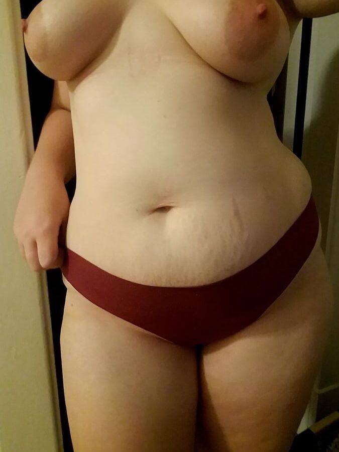Amazing ass on this PWAG MILF