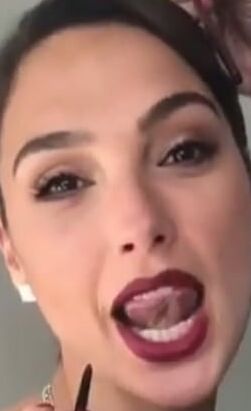 GAL GADOT