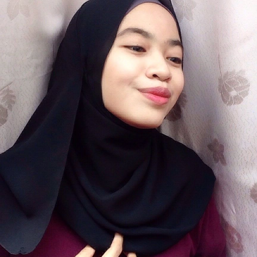 Malay Wan nursyazwani aina Penang Naked