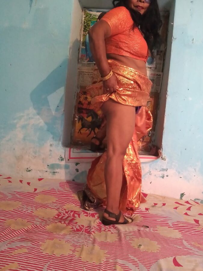Hot sarees