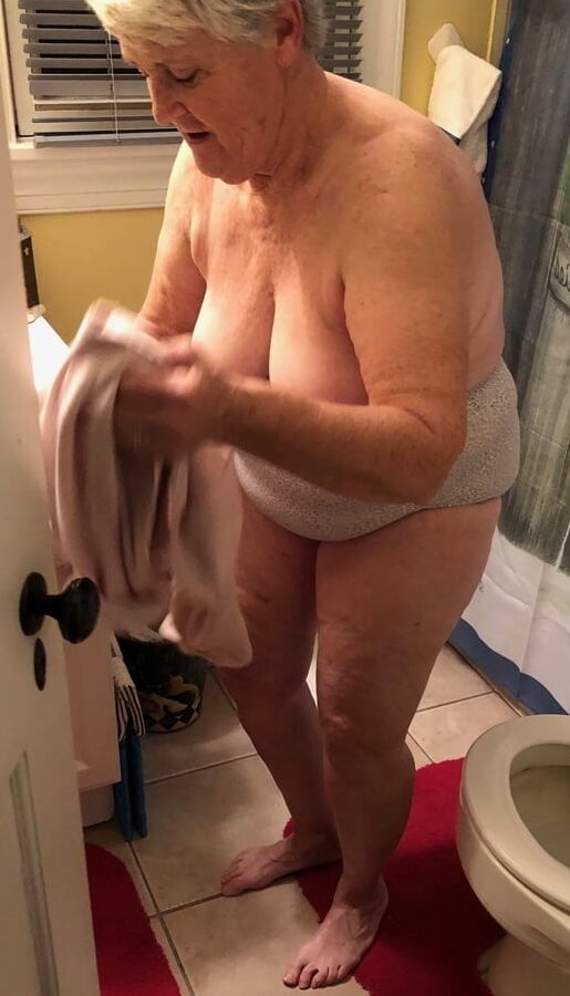 Grannies Pantys