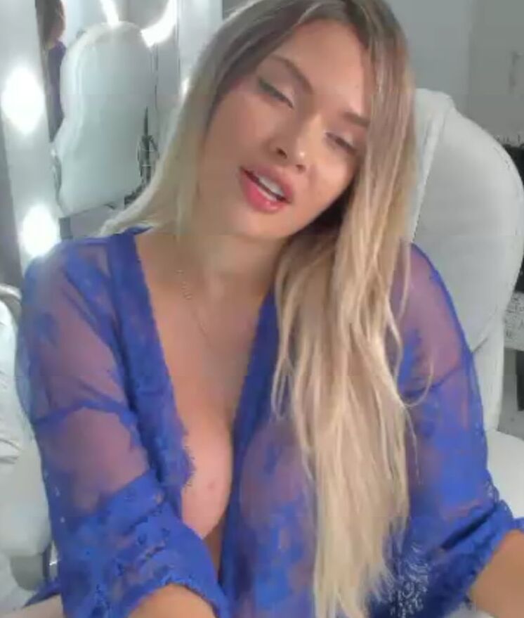 AnaCarrera Sexy y Hermosa