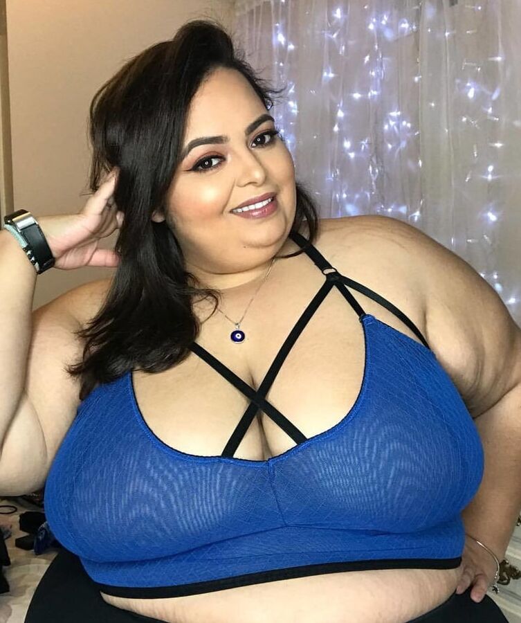 Bbw mix (In bra)