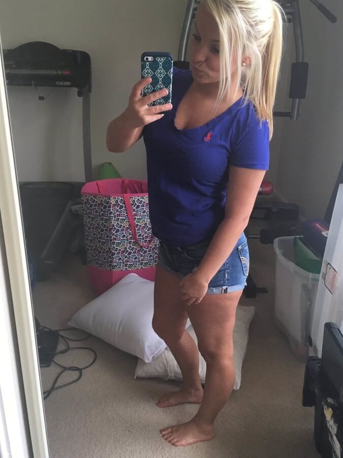 California Blonde Chicks