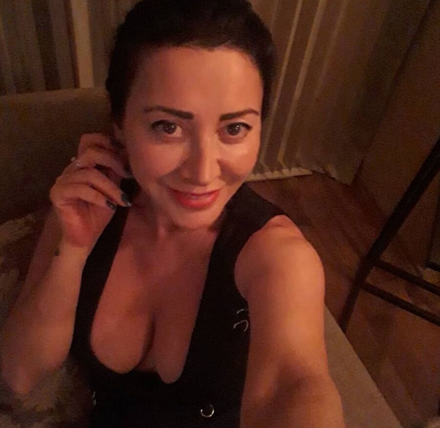 Turkish Sexy Cougar