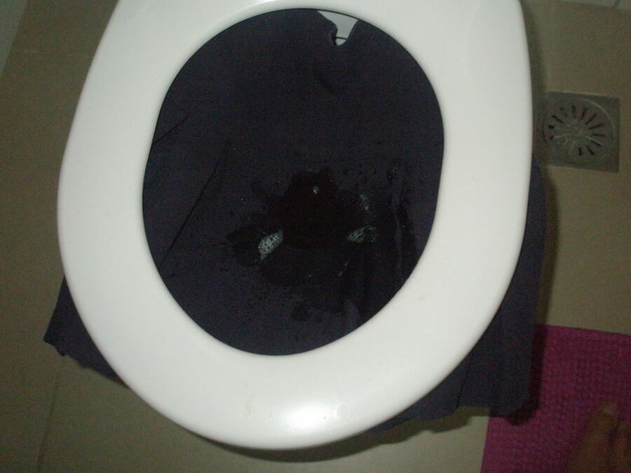 blue skirt piss