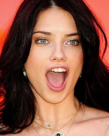 ADRIANA LIMA