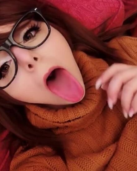 MaMa as a sexy Velma