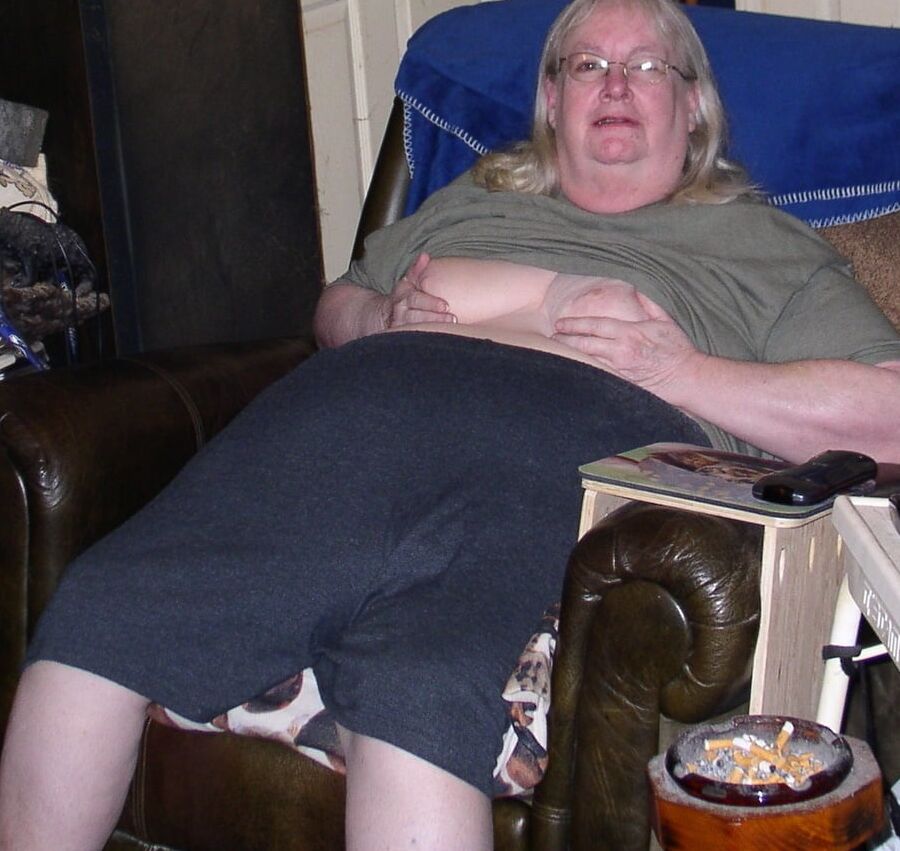 Bbw mix (Older slut)