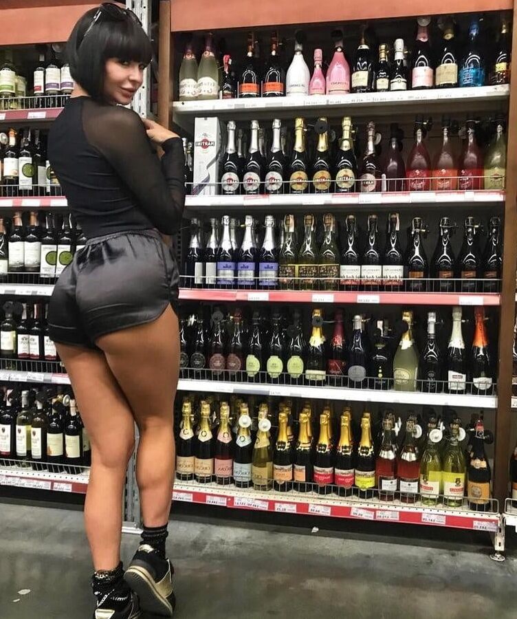 Many milfs