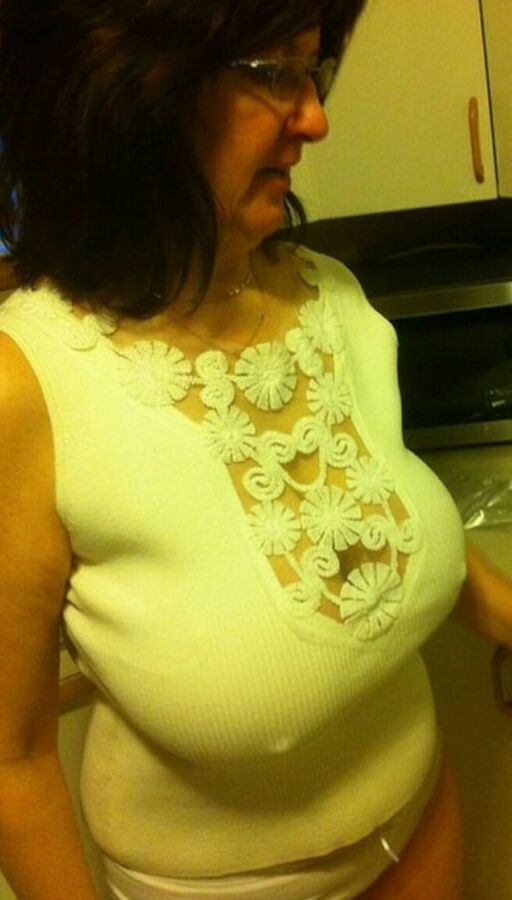 Saggy tits