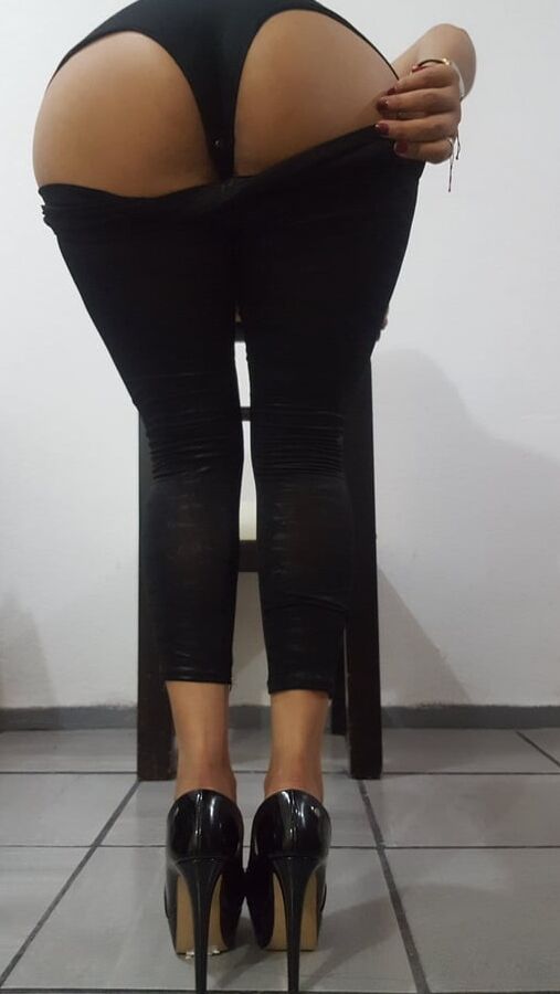 Voyeur Ass Shots
